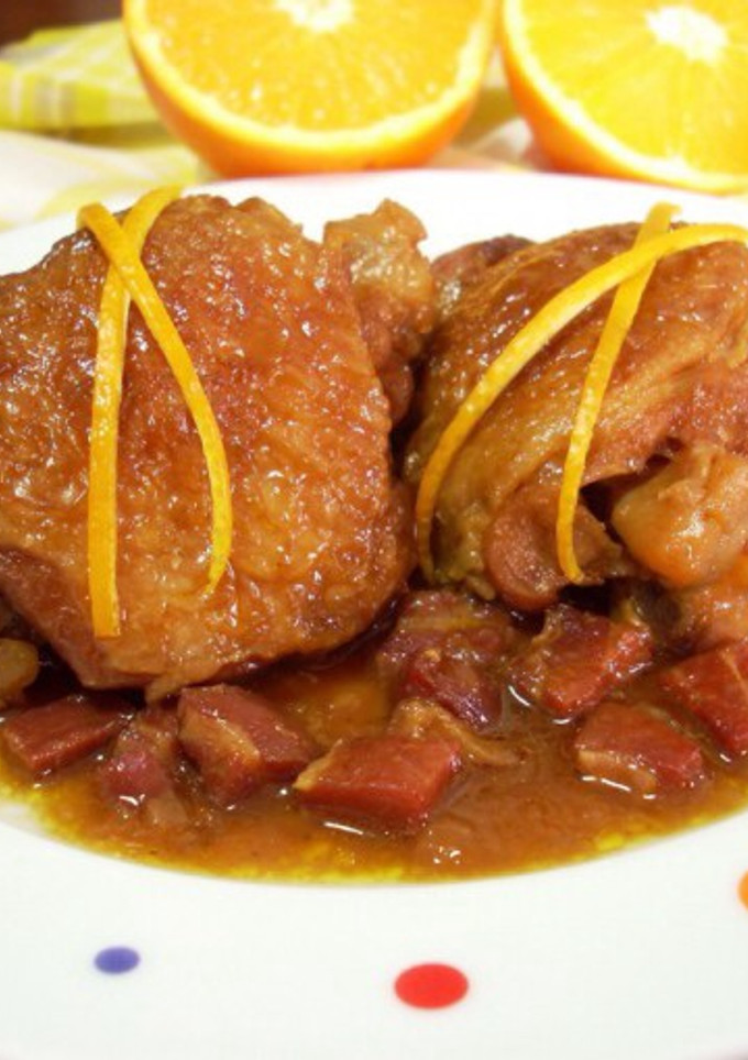 Una foto de Pollo con naranja y jerez