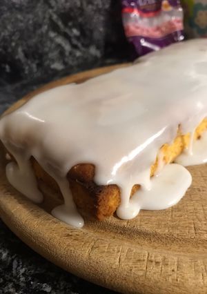 Una foto de Budín de limón con glaseado