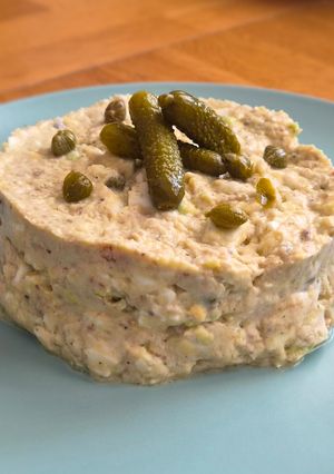 Una foto de Ensaladilla de sardinas o atún