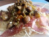 Fideos chinos con verduritas y jamon