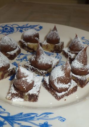 Una foto de Copitos de dulce de leche