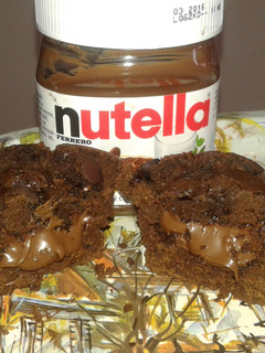 Una foto de Muffins de chocolate rellenos con nutella