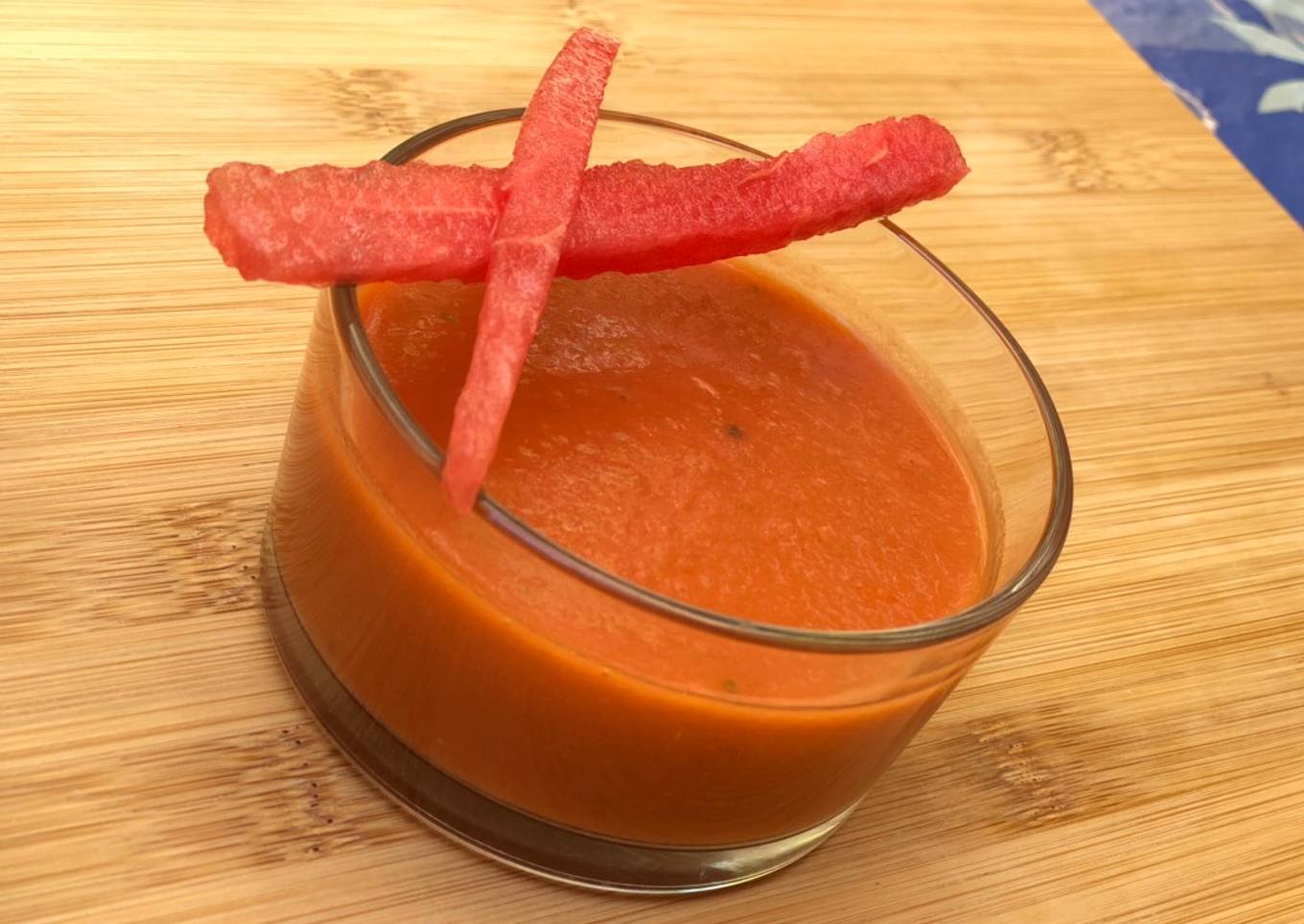 Gazpacho de tomate Raf, balsámico y sandía !