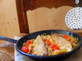 Bonito encebollado