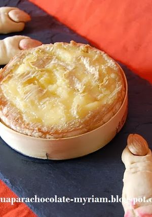 Una foto de Dedos de bruja con queso camembert