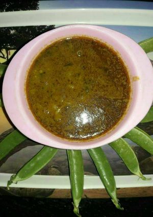 A picture of Matar ki daal.