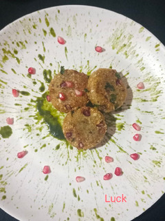 ફરાળી કટલેસ (Farali Cutlet Recipe In Gujarati) રેસીપી મુખ્ય ફોટો