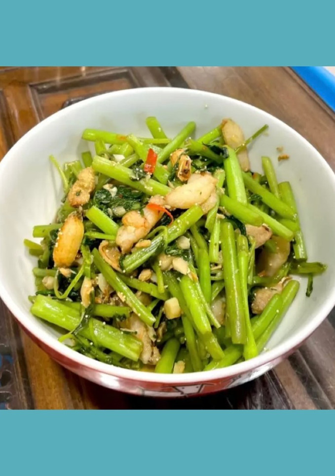 蒜香辣炒明太子蟹肉空心菜 簡單秒上桌🦀️ 的食譜成品照片