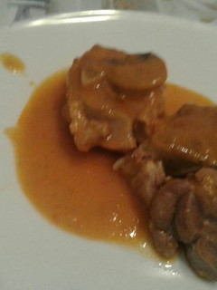 Una foto de Ossobuco con salsa de mandarina