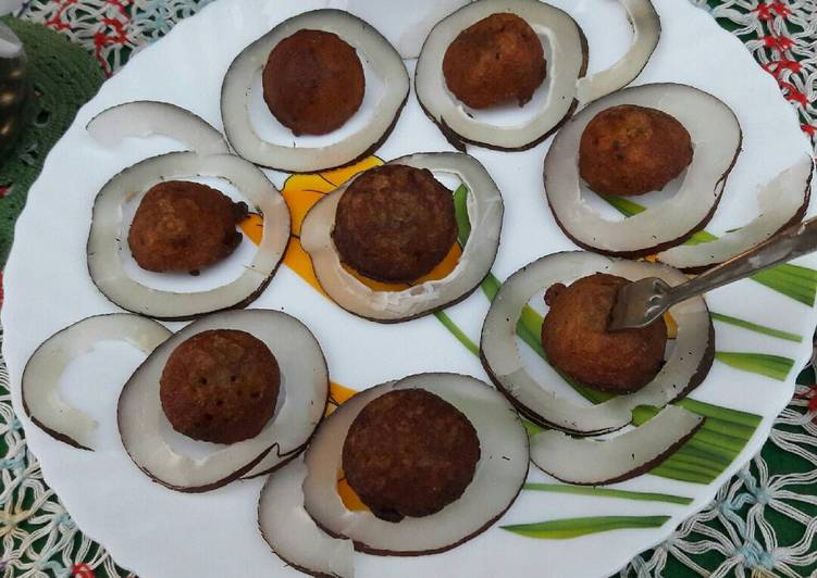 How to Make Quick Gulgula bhjiya/Jaggery our singhada ke aate ka bhajiya