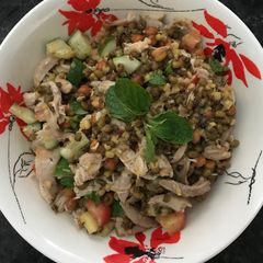 A picture of Chickpeas Chicken Salad.