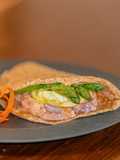 Piadina Integrale con Salmone ed Asparagi