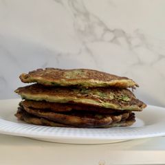 A picture of 10 minute Savory Zucchini Pancakes #vegetarian #paleo #low carb #grain-free #gluten-free.