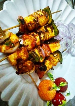 A picture of Paneer cheese tikka.