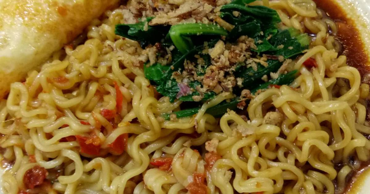 Resep Mie Nyemek Indomie Goreng Pedas / Resep Mie Tek Tek Kuah Dan