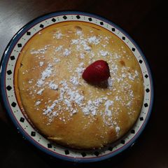 A picture of Classic Vanilla Cake.