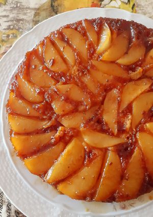Una foto de Torta invertida de peras 🍐