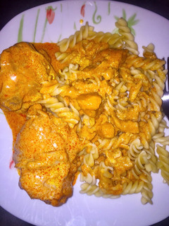 Tejfölös csirkepörkölt🍗🍴 recept fotója