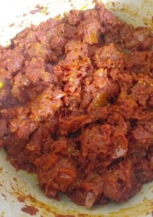 عکسی از دستور رب گوجه خیلی خیلی آسان👍👍