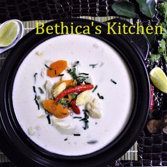 A picture of Thai Coconut Milk Soup.