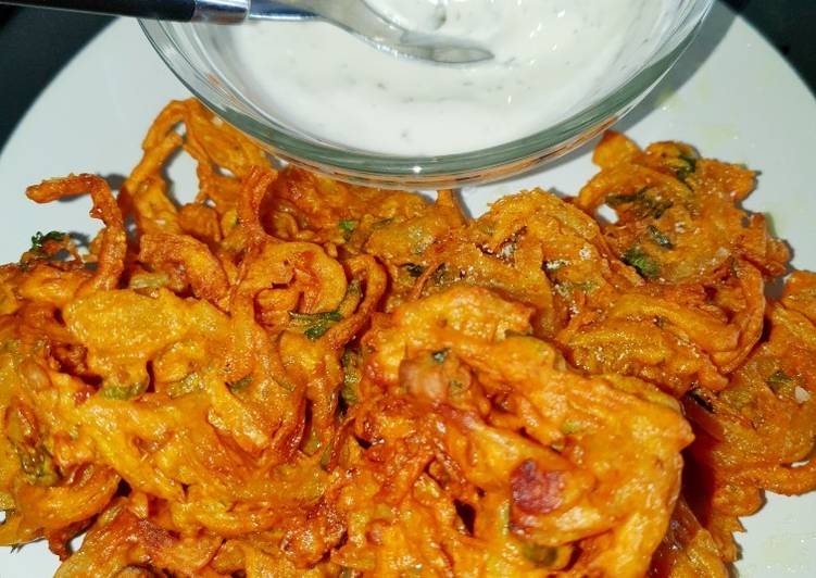 Recipe of Award-winning Must try onion bahji 👌💯