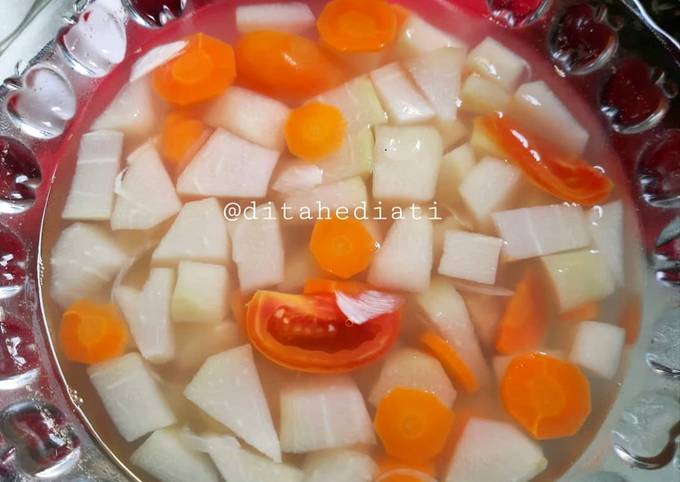 Resep 186. Sayur Bening Labu Siam Wortel oleh Dita Hediati - Cookpad