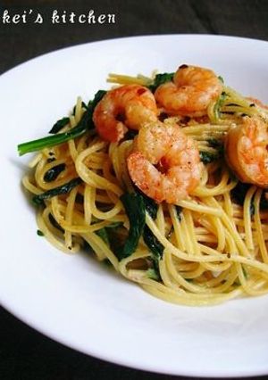 A picture of Shrimp and Spinach Soy Mayo Pasta.