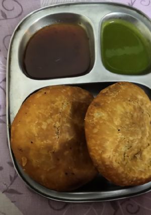 A picture of Kachoris.