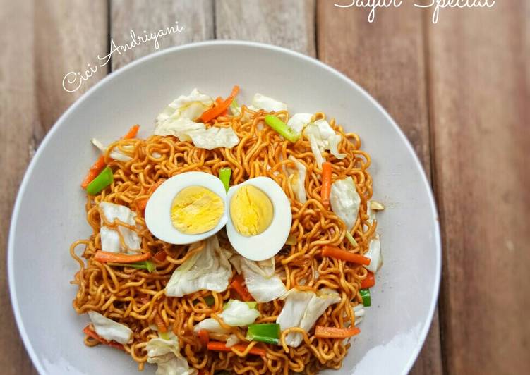 Resep Mie Goreng Sayur #prRamadhan_PalingKaporit #BikinRamadanBerkesan yang Lezat Sekali