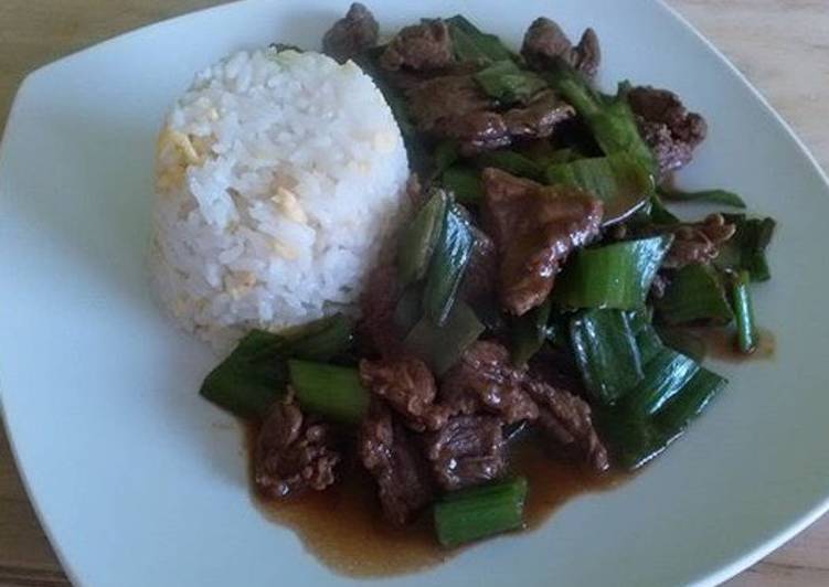 Arroz chaufán 🍚 carne mongoliana