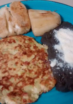 Una foto de Tortitas de Zuchinni 