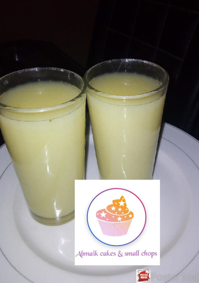 A picture of Ginger and cucumber lemonade.