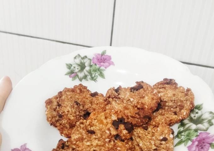 Resep Cookies pisang oatmeal (healthy,simple and diet friendly) Anti Gagal