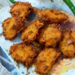 आलू लच्छा पकौड़ा (Aloo lachha pakoda recipe in hindi)-レシピのメイン写真