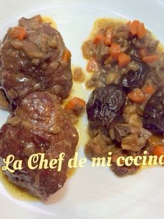 Una foto de Carrillada de cerdo con salsa de manzana y ciruelas (Multicook pro de Tefal)