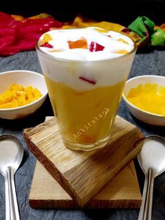 મેંગો મસ્તાની (Mango Mastani Recipe In Gujarati) રેસીપી મુખ્ય ફોટો