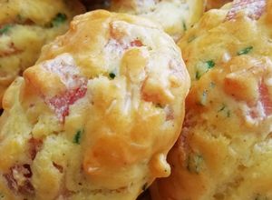 Une photo de Madeleines salées jambon, gruyère, ciboulette