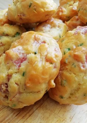 Une photo de Madeleines salées jambon, gruyère, ciboulette