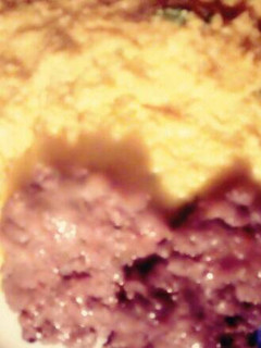Una foto de Polenta de choclo con hamburguesa casera