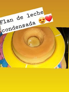 Una foto de Flan de leche condensada