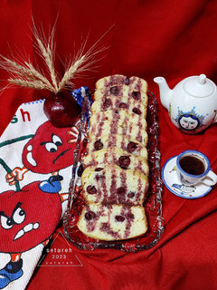عکسی از دستور کیک اسفنجی آلبالو گیلاس🍒🍒