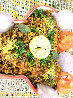 मटकी ची चटपटीत उसळ रेसिपी चे मुख्य फोटो