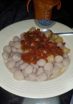 A picture of Dan sululu.