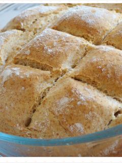 Una foto de Pan rápido integral en bolsa de asar. (Thermomix)