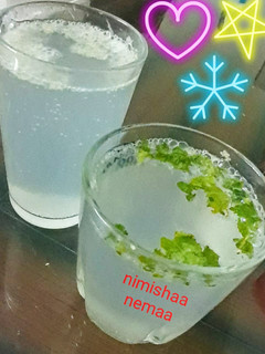 सोडा मिंट लेमोनेड(soda mint lemonade recipe in hindi) रेसिपी मुख्य फोटो