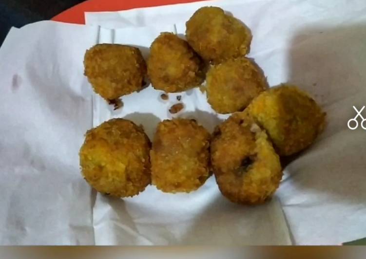 Bola pisang moca coklat keju lumer