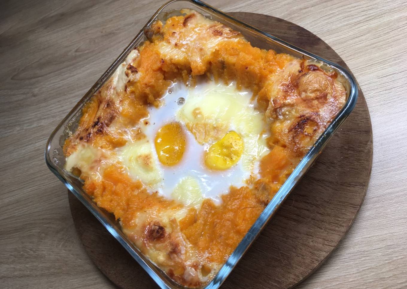 Oeufs cocotte à la patate douce et au Langre