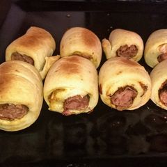 A picture of Sausage Rolls.