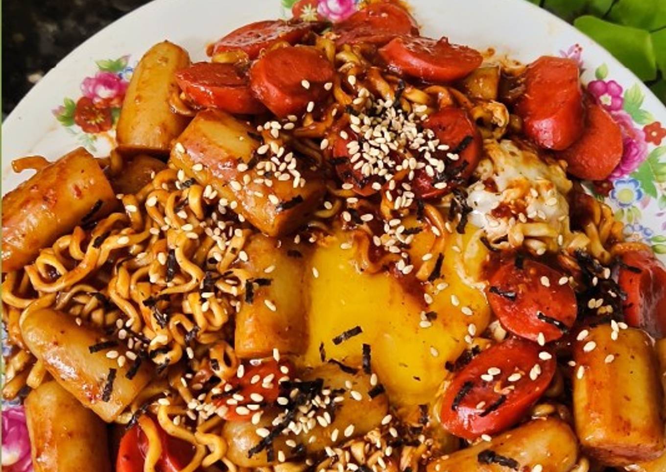 Rabokki (Ramen Tteokbokki)