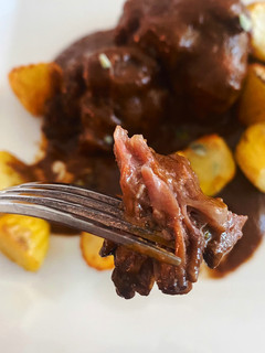 Una foto de Rabo de toro al vino tinto